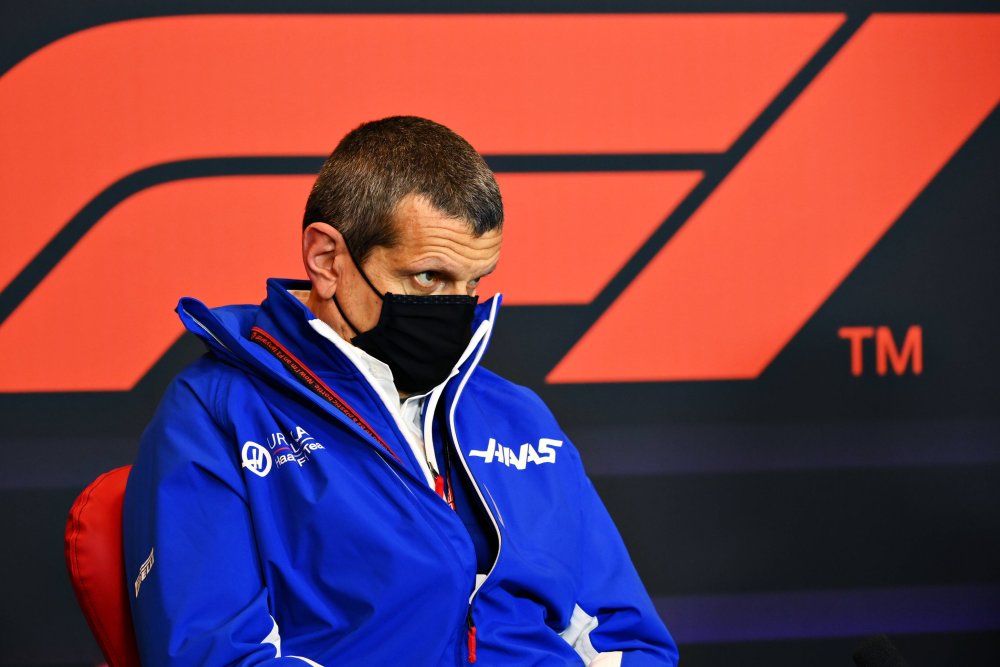 哈斯领队马泽平可能是太过于努力了