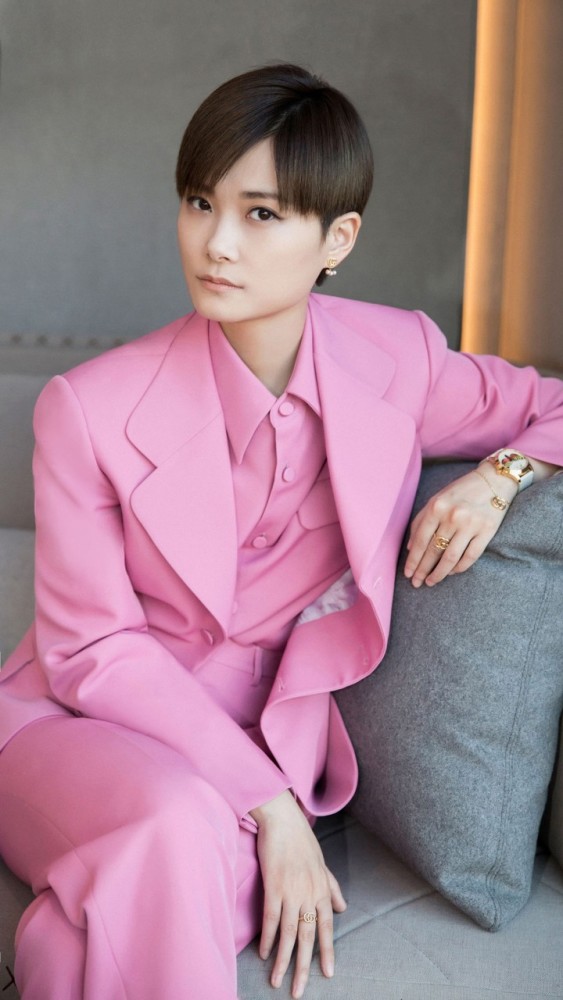 任豪发表不当言论 偶像文化低再成焦点 学历等于 学力 吗 腾讯新闻