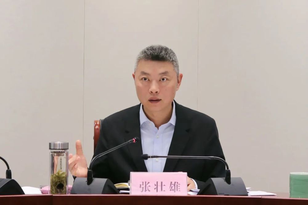 遂昌召开县委常委会暨三个争先赛比会会议│张壮雄主持