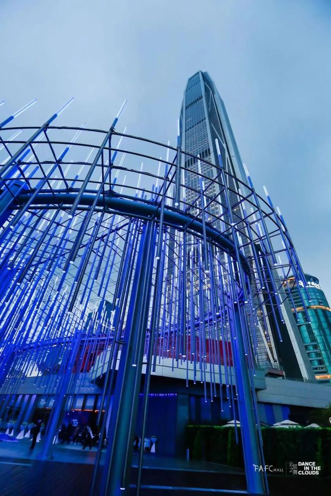 点亮深圳pafcmall8层露台灯光装置亮灯仪式盛大启幕