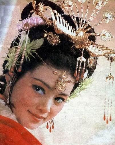 明代著名的故事"杜十娘怒沉百宝箱,百宝箱中到底有什么呢?
