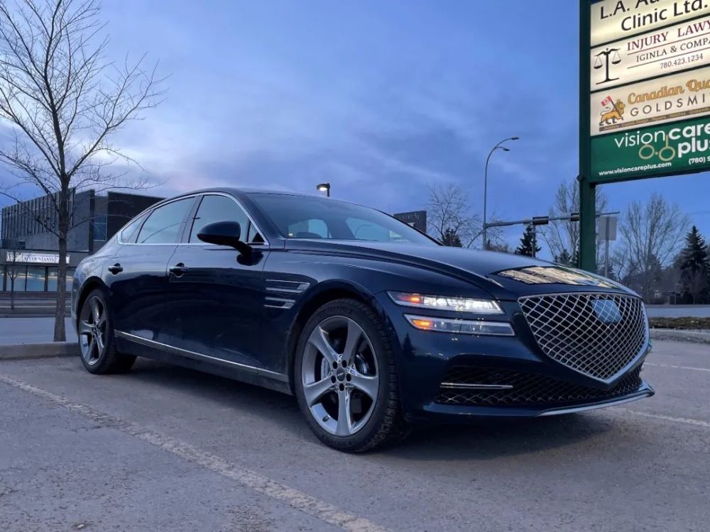 加拿大抢先试驾新一代genesisg80因寻常而不寻常