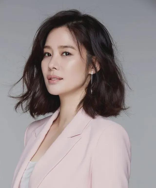 2021年韩国10大"最美女演员",孙艺珍仅排第10,宋智孝挤进前3