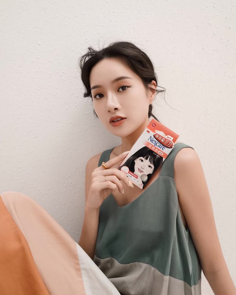 夏曼娣mandy的亲友也都出面反击负面舆论,一位疑似妈妈说「我女儿努力