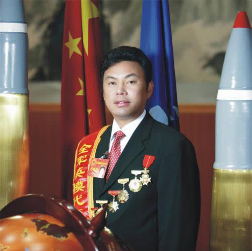 黄鹤|江南皮革厂倒闭了|黄作兴|江南皮革厂|江南集团