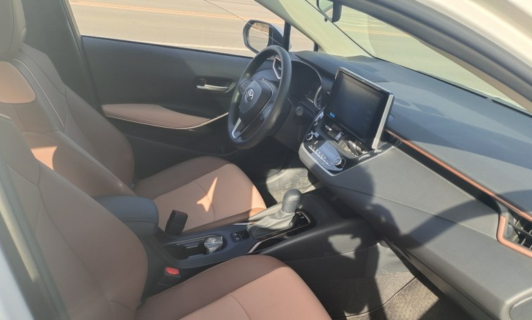 11万入手三缸卡罗拉 高速上跑了500公里 车主有话说 腾讯新闻