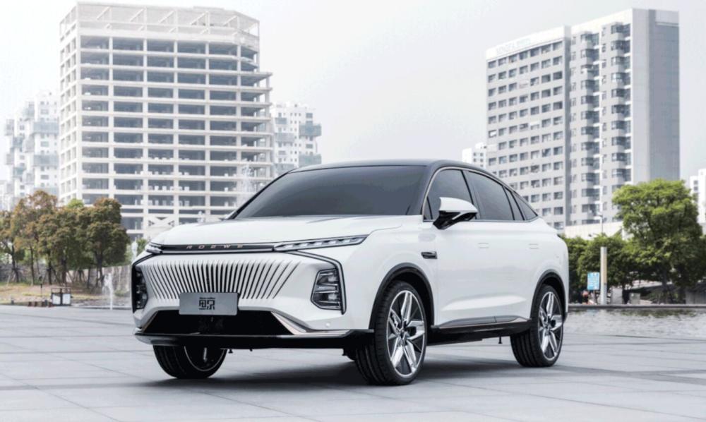 4月16日,上汽荣威旗下全新suv鲸正式发布,新车采用了律动唤醒设计理念