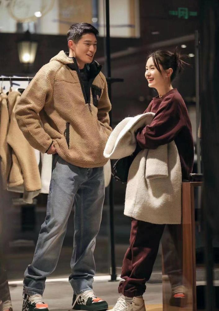 知名导演曝陈乔恩将与艾伦结婚(图5)