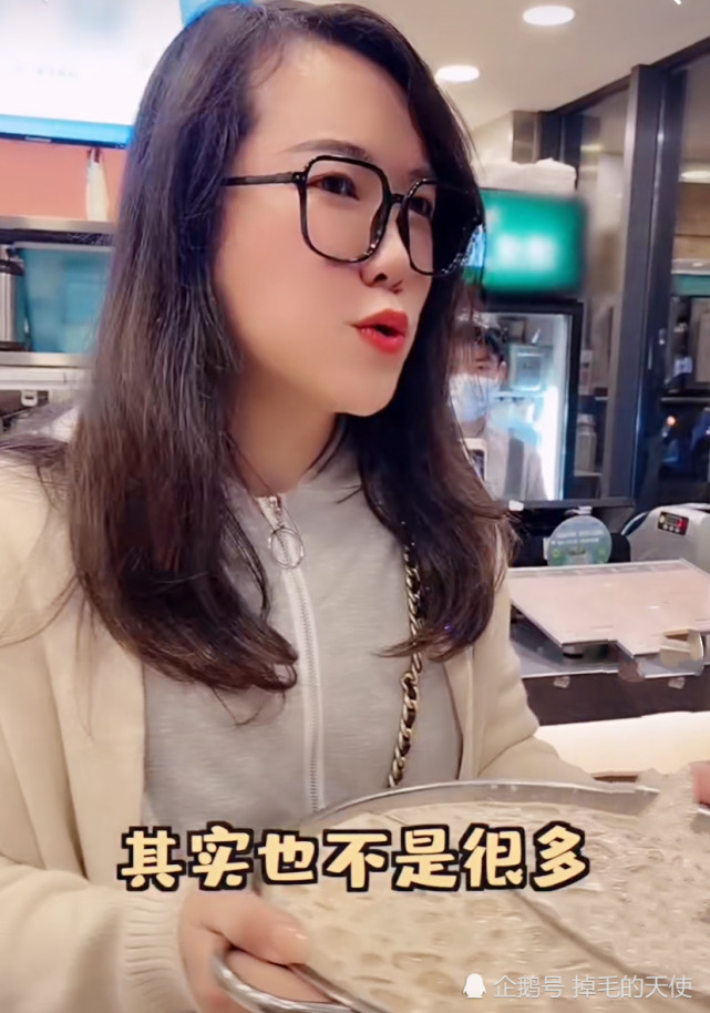 红雨老师停更多日泡泡龙离世引起网友重视却没能唤醒众多吃播