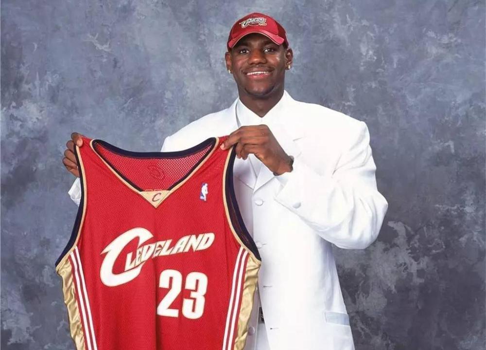nba史上四个满级新秀詹姆斯都算不上他们分别是谁