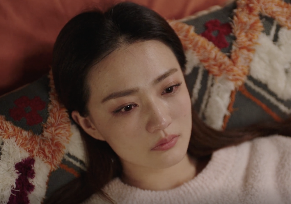 其实如果按照影视剧中的设定来看,梁辰可并不只有歌手这一条路可走的