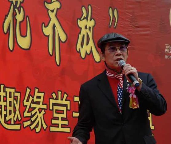 美国市长黄锦波得知中国发生洪灾之后留下遗书直接奔赴前线