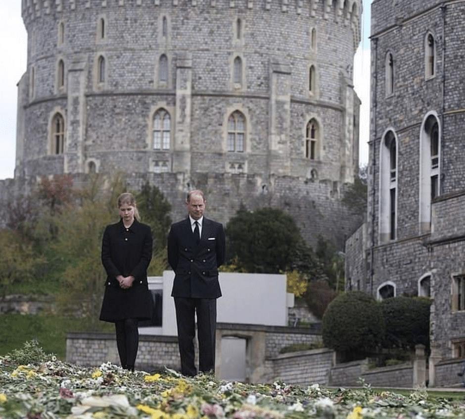 菲利普葬礼齐聚30位成员公主王子仪表端庄贵族教养渗透骨子里