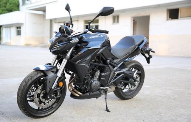 光阳双缸街车配川崎原装进口发动机水冷电喷售4万多