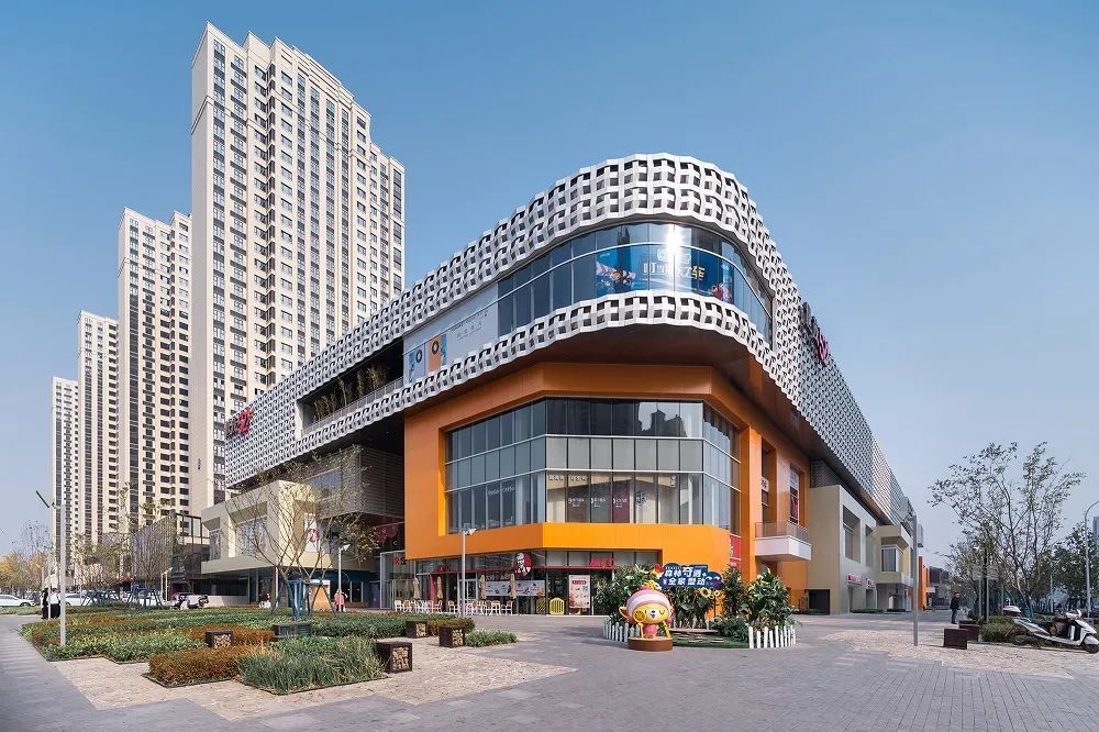 集中商业建筑设计青岛世茂52商业中心案例