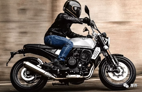 35900元的高金gk500穿越版