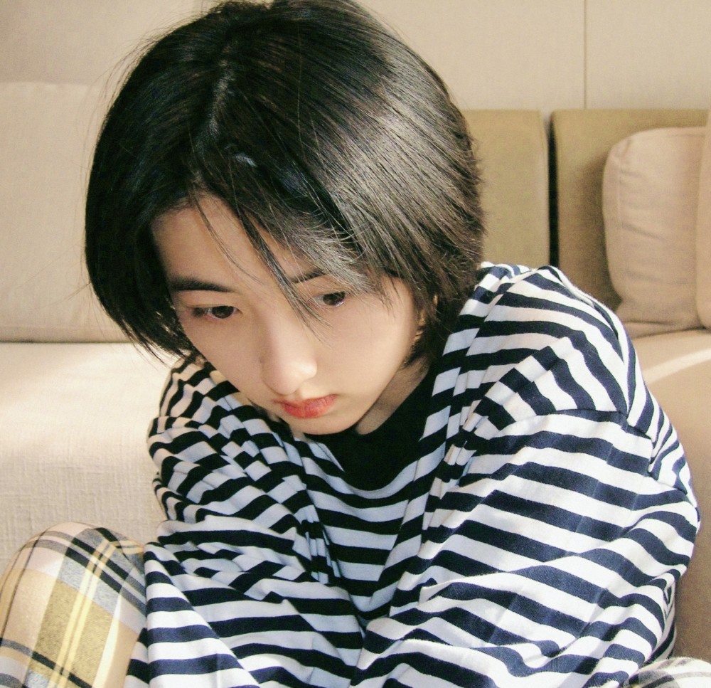 头像张子枫真头像博主每张都好看