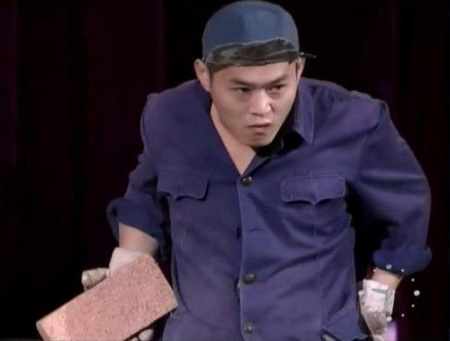 王金龙曾靠捡垃圾为生15岁被赵本山看中前妻丫蛋被师弟求婚