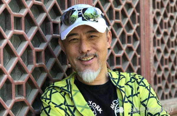 说起卢勇,他因为演来陈家林多部戏,而戏路越来越宽,得到的机会越来越