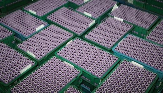 未来新能源汽车动力电池:石墨烯锂电池