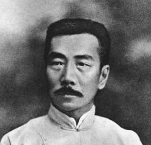 身高85厘米的东北女强人 被抱着闯天下 奋斗10年 终成千万富豪 腾讯新闻