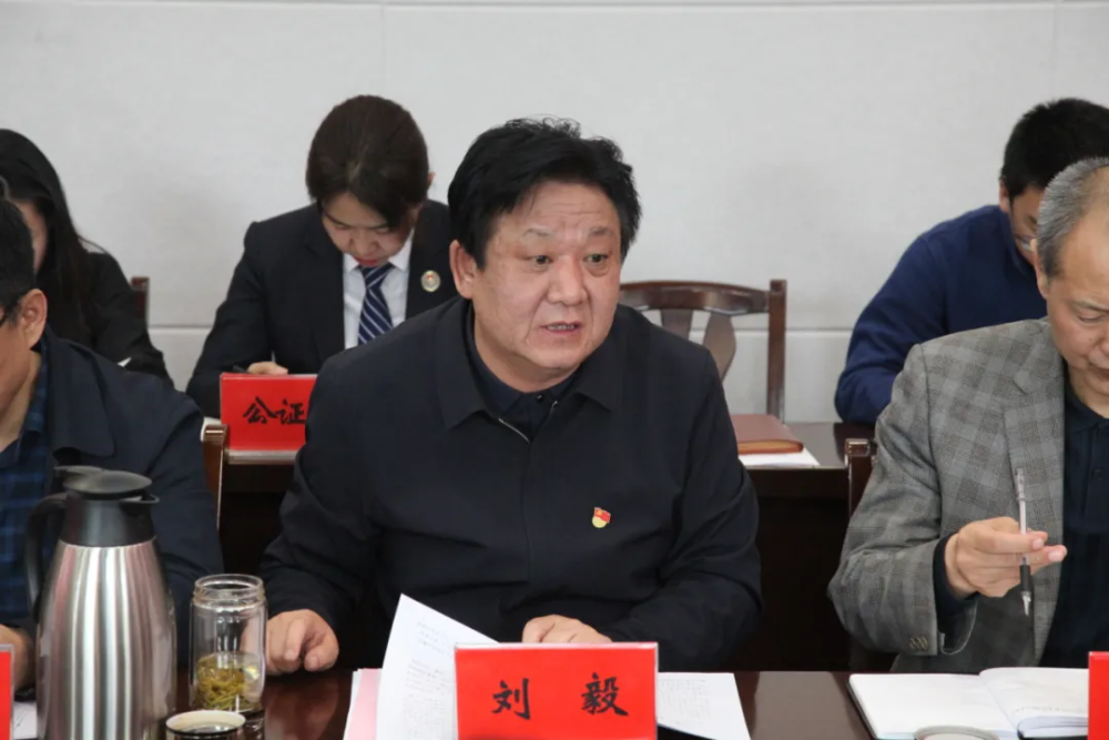 在座谈会上,市司法局党组书记,局长刘毅介绍了市司法局基本情况,政法