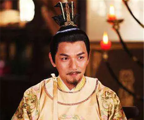 宰相问儿子 哪个地方官最差 儿子说出县令名字 县令被连升6级 腾讯新闻