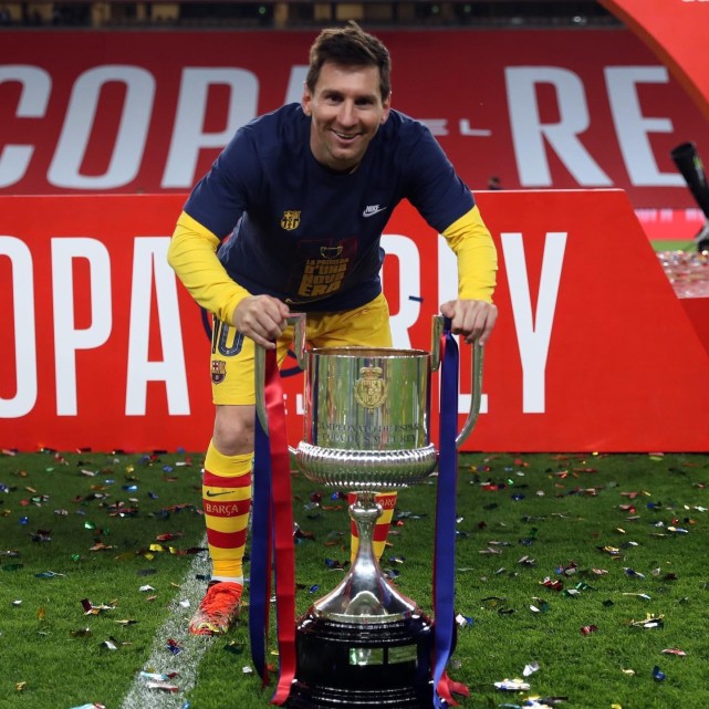 巴塞罗那国王杯大胜夺冠梅西梅开二度狂破纪录
