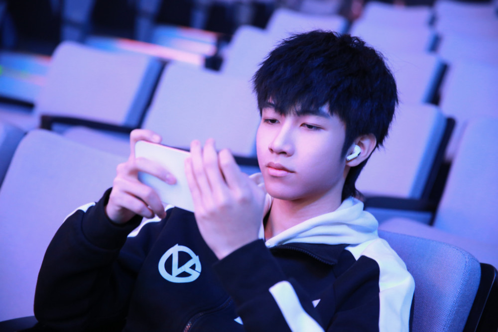 qg发表严正声明没有拖欠选手工资艾特许诺和vg要个说法