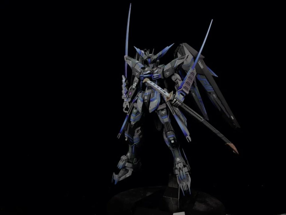 自由高达改造真魔人形态维吉尔专用