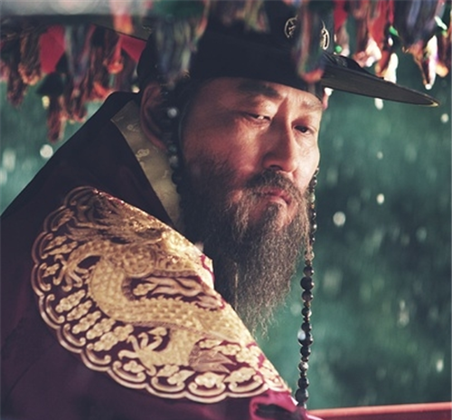 李昑出生于1694年,是李氏朝鲜第21代君王,庙号为朝鲜英祖,所以世人都