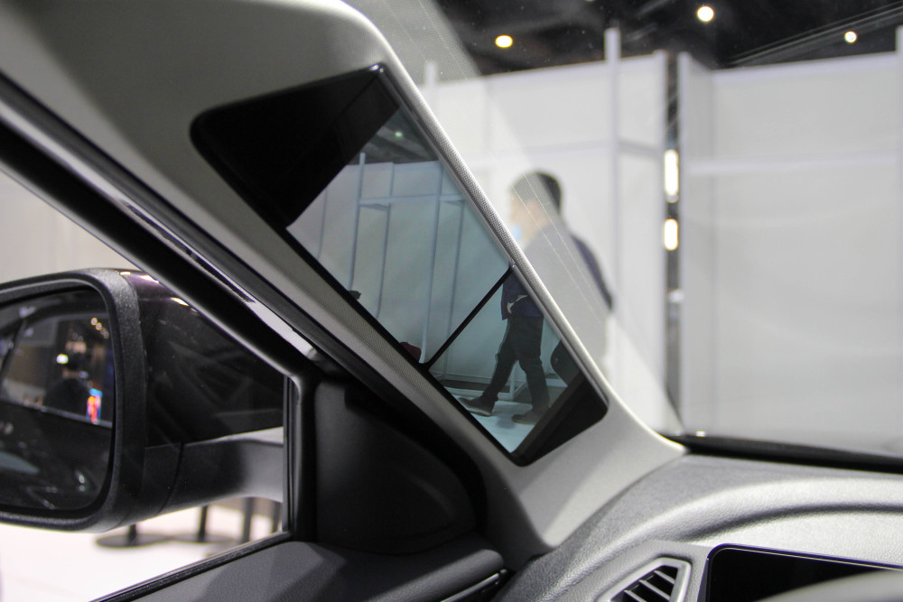 上海车展探馆:透明a柱进化了 实拍哪吒u pro_腾讯新闻