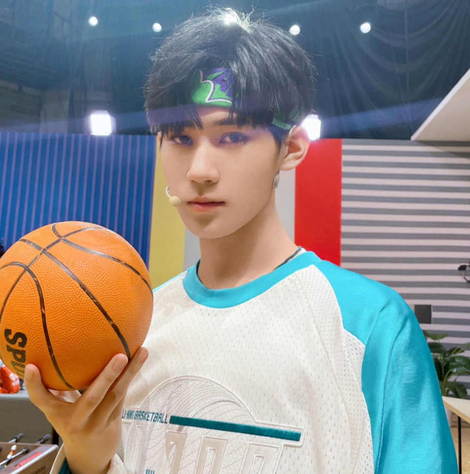 丁程鑫北电第52名马嘉祺中戏第6名时代峰峻的艺人参差太大