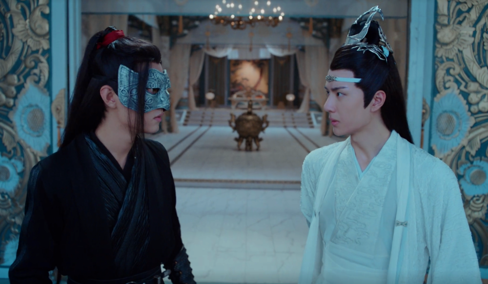 《陈情令》金麟台上,蓝湛对魏婴的守护有多细致?细节里全是糖