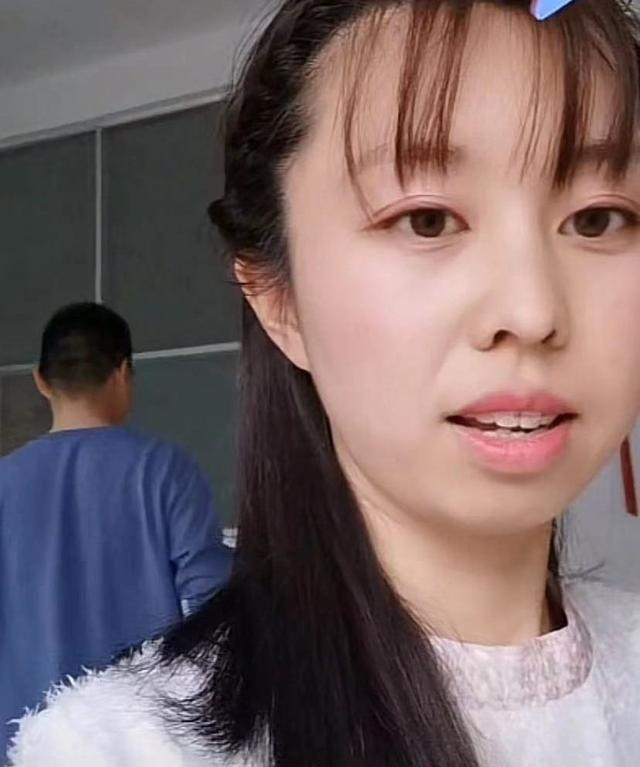 田静说孩子改姓姚,已经搬离郭家,郭威是不是知道内幕呢?