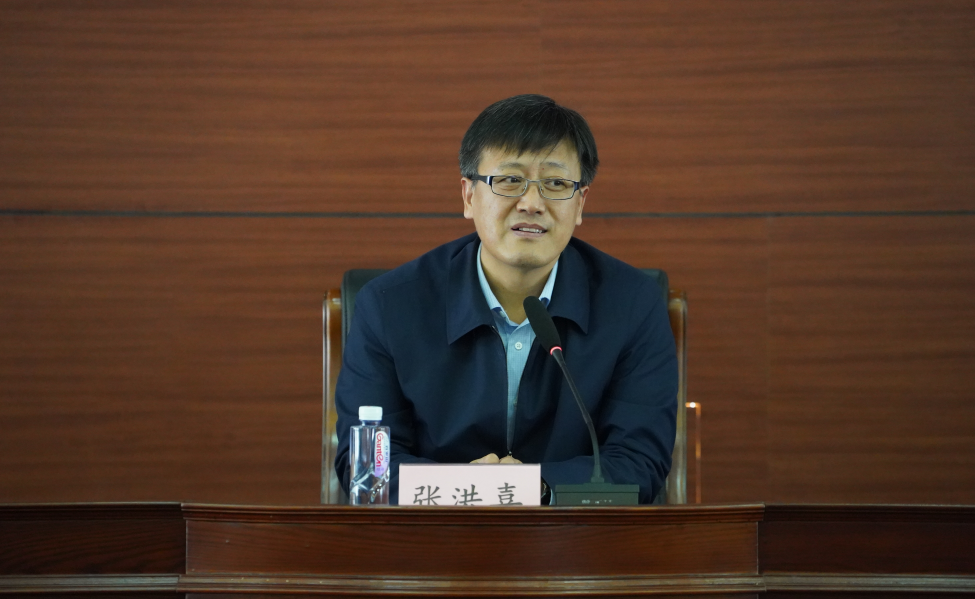 提名刘宝庆同志为长海县政府县长候选人.会议由彭建伟主持.