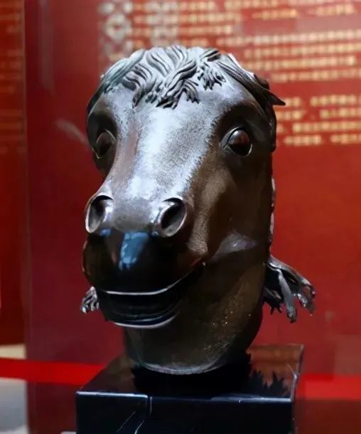 圆明园牛首银章正式发行仅2000枚