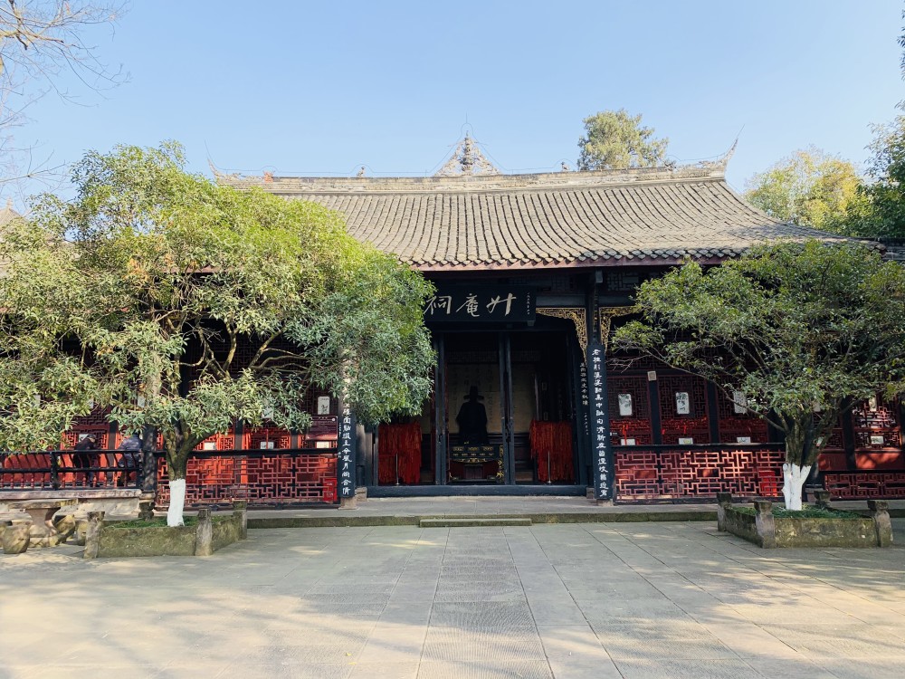 升庵祠这座古色古香的升庵祠,修建于清道光19年(1839年),祠堂内包括了