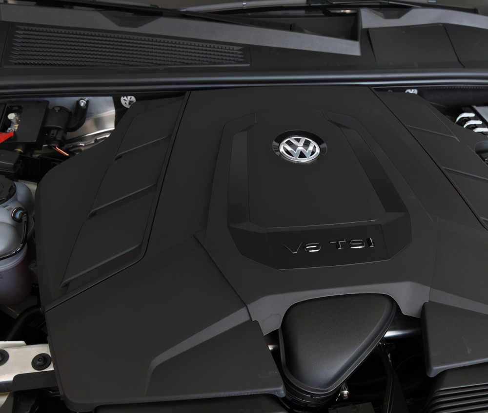 低调的豪华车,标配空气悬架 托森四驱,车重2吨仅5.9秒可破百