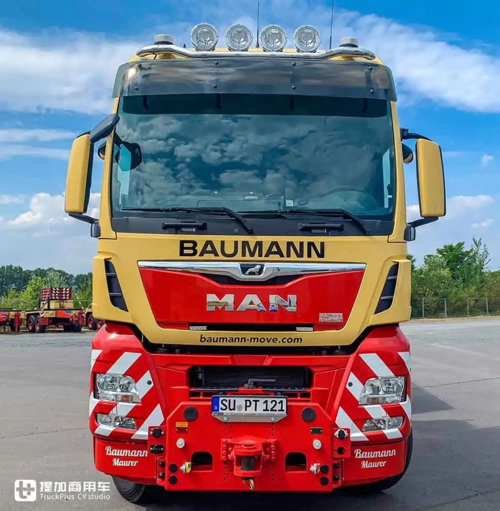 可以撼动超千吨大件这款德国曼恩tgx卡车改装底盘性能真强悍