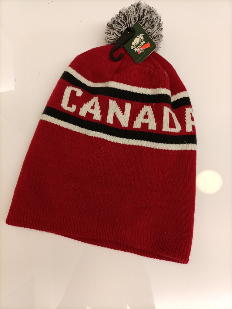 说说服饰品牌roots