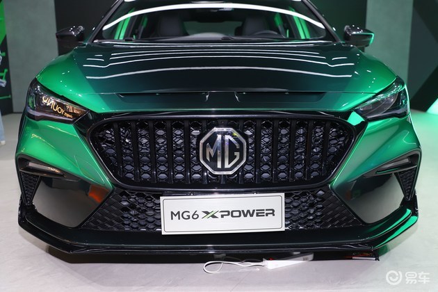 外观方面,名爵6 xpower版在名爵6的基础上进行了大范围的改动,颜色