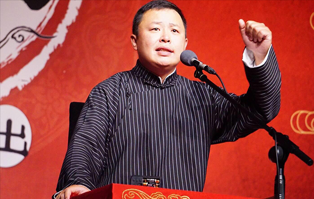 太子妃阎鹤祥独上脱口秀舌战群儒实为寡妇再就业