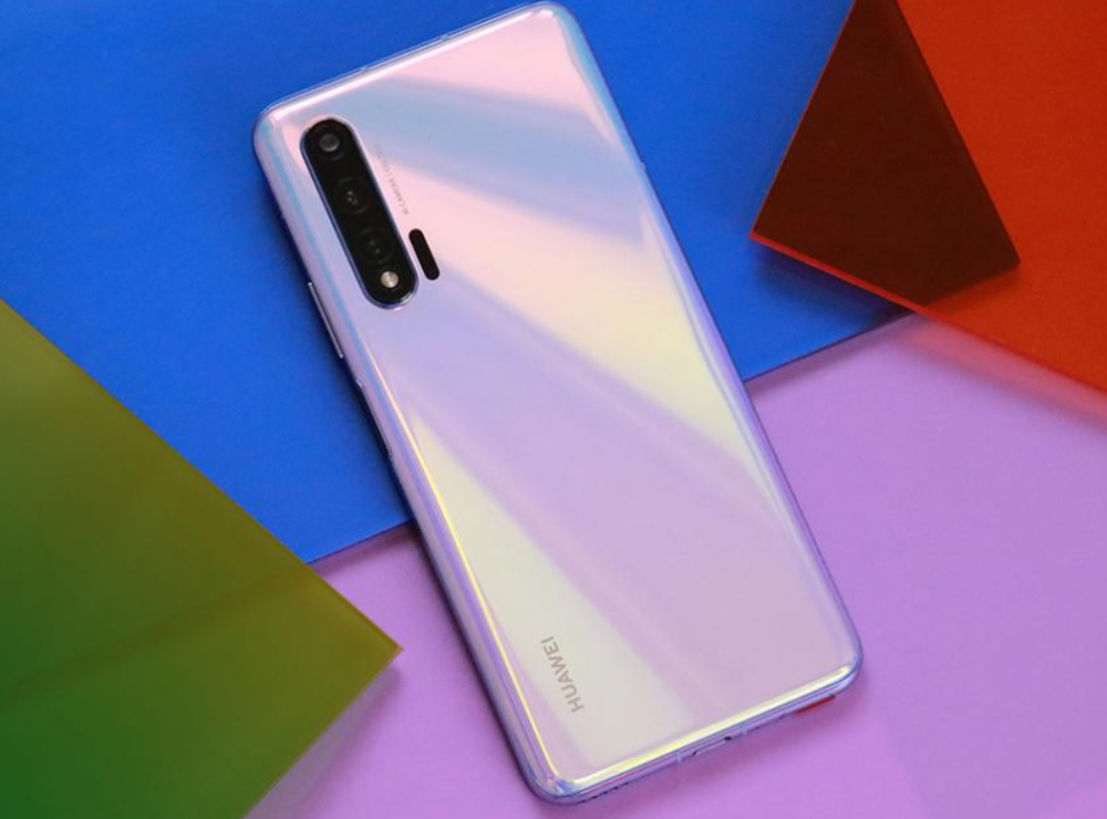 搭载了一块4200毫安的大电池,且支持40w华为超级快充,相比华为nova 8