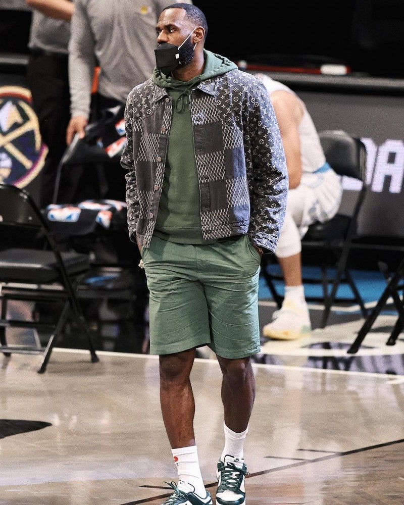 nike dunk 多好搭?看看三位球星如何亲自带货穿搭!