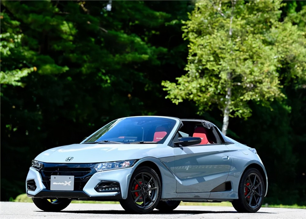 车300 不到13万的敞篷超跑 国人想买也买不到 如今却宣布停产 腾讯新闻