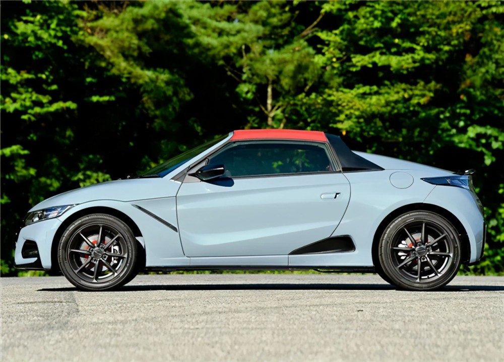 车300 不到13万的敞篷超跑 国人想买也买不到 如今却宣布停产 腾讯新闻