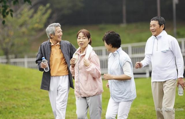 春季养生的日常生活方式包括(春季养生的日常生活方式包括哪些内容)-第2张图片-鲸幼网