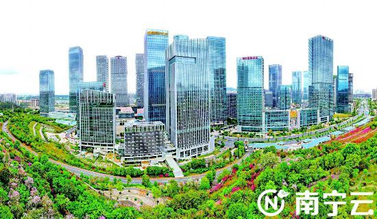 南宁高楼排行榜_摩天大楼!南宁10大高楼排行出炉,第一名高403米将交付!