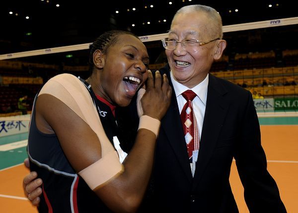 孙雯和陈婉婷能否替代贾秀全成女足教练球迷魏纪中可以一试